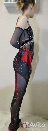 Платье. Костюм для фигурного катания 152-160