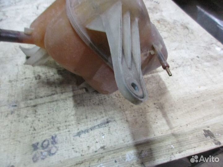 Бачок расширительный Cadillac SRX 2003-2009 (25767