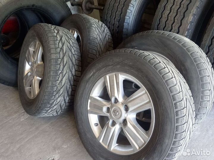 Nokian Tyres Hakkapeliitta R2 SUV 285/60 R18