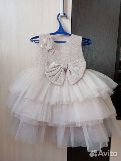 Платье для девочки новое