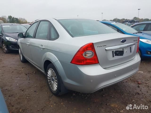 Стекло боковое левое Ford Focus 2 седан