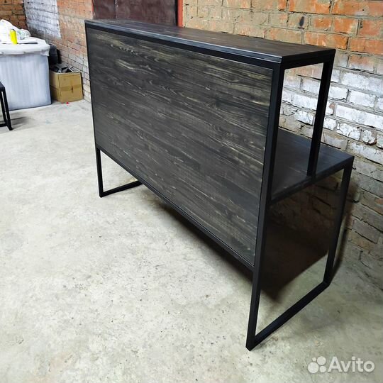 Стол ресепшен