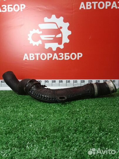 Патрубок интеркулера Volkswagen Jetta 6