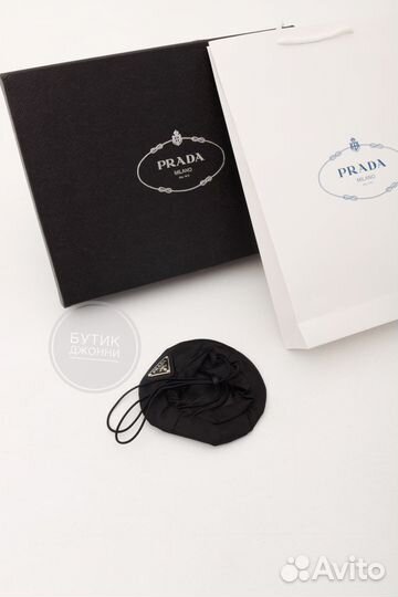 Шапочка для собак и кошек prada