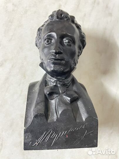 Бюст А.С.Пушкина