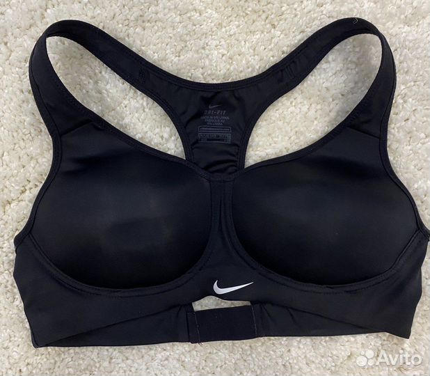 Спортивный топ nike
