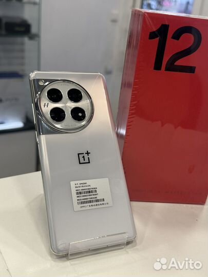 OnePlus 12, 12/256 ГБ