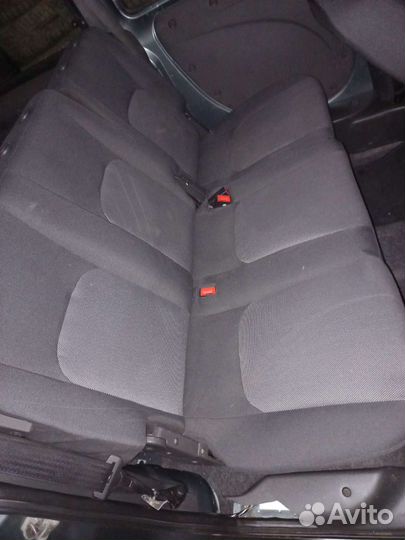 Сиденья задние Fiat Doblo 2012