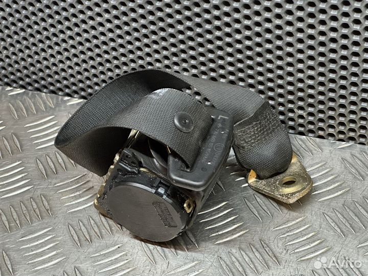 Ремень задний левый Mercedes-Benz W210