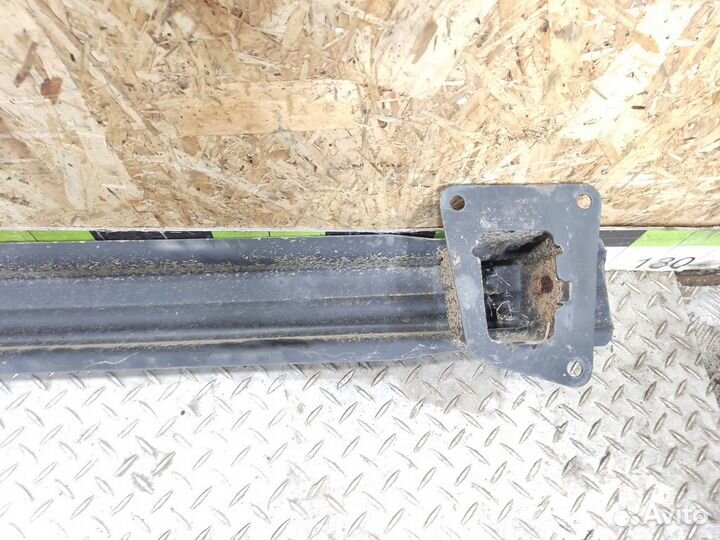 Усилитель бампера заднего Volkswagen Passat b6 b6