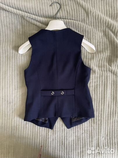 Жилетка детская школьная новая для девочки
