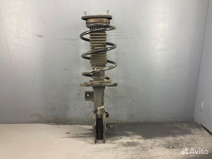 Амортизатор передний правый Mazda Mazda3 BM