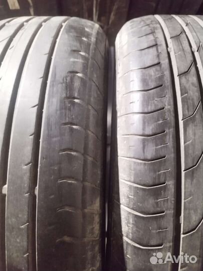 Continental ContiPremiumContact 2 215/65 R16 98H