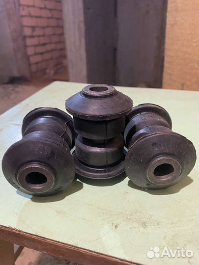 Сайлентблоки переднего рычага Mercedes benz Vito