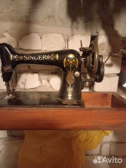 Старинная ручная швейная машинка Singer Зингер