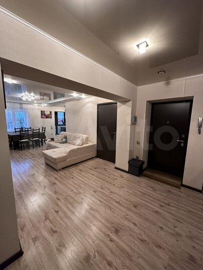 3-к. квартира, 81,3 м², 5/9 эт.