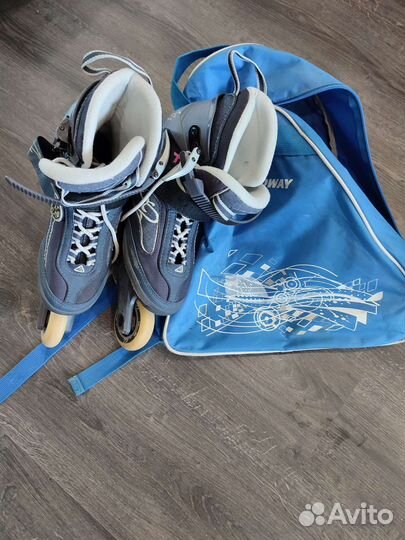 Роликовые коньки