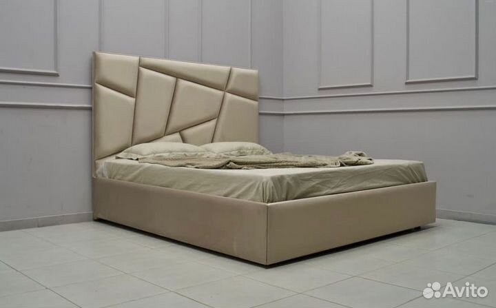Кровать двухспальная в наличии и на заказ. Доставка