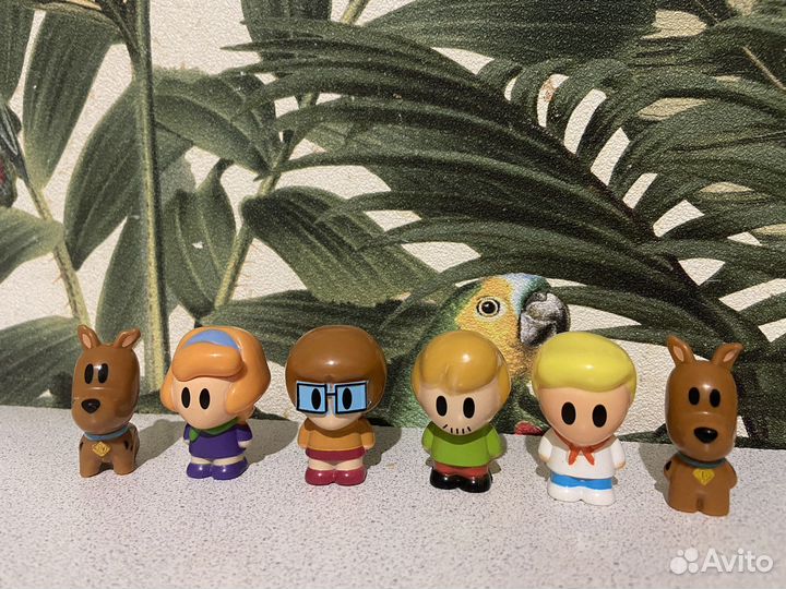 Игрушки из киндера, чупа шаров коллекция Скуби-Ду