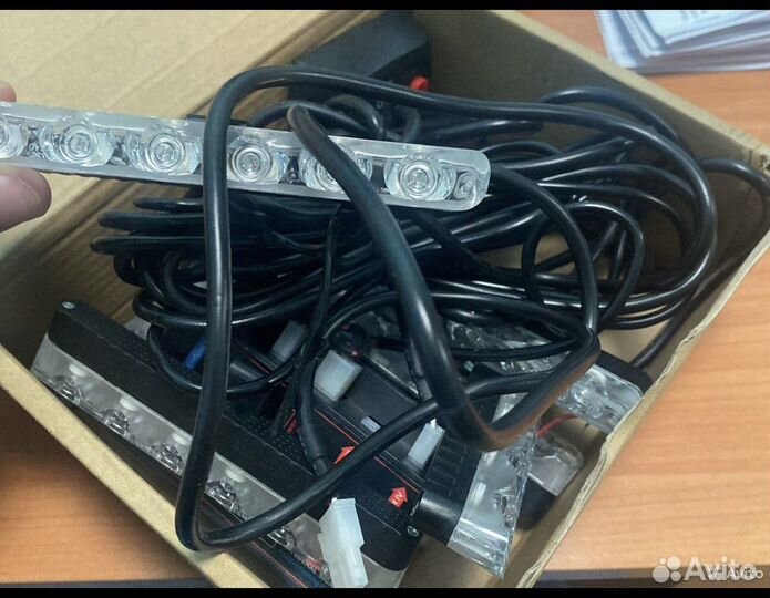 Стробоскоп в решетку радиатора