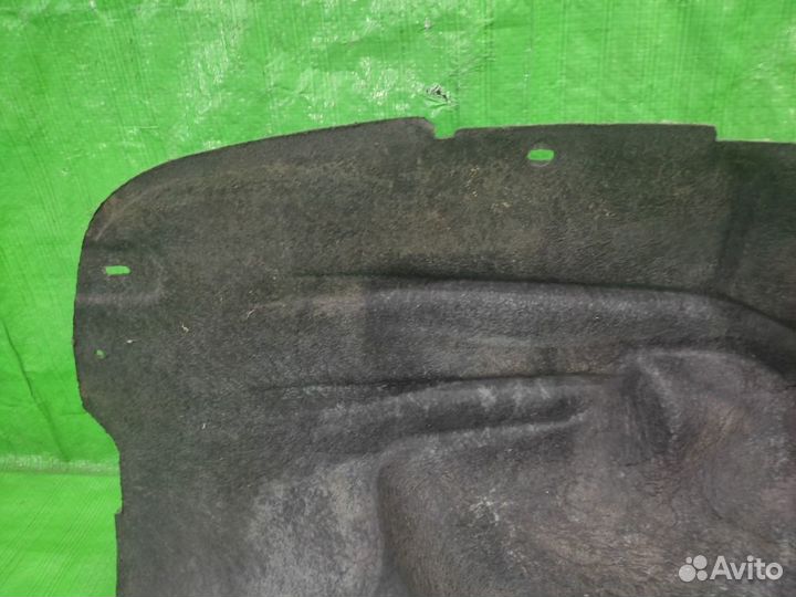 Подкрылок зад прав локер 5N0810972 VW Tiguan 07-16
