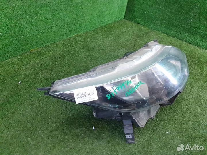 Фара правая Nissan Qashqai J11 (2013-2019) галоген