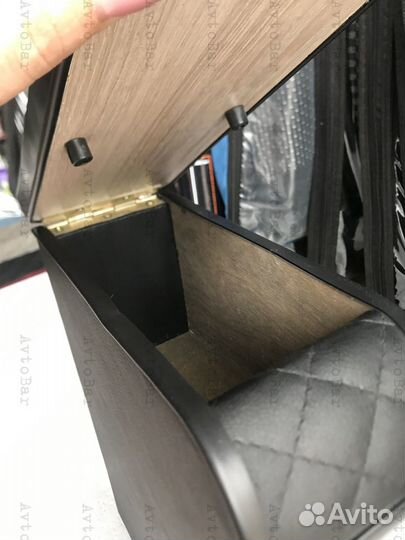 Подлокотник Nissan Terrano ромб