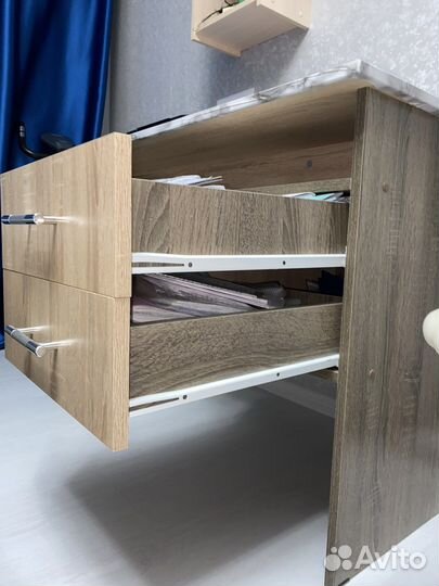 Стол компьютерный