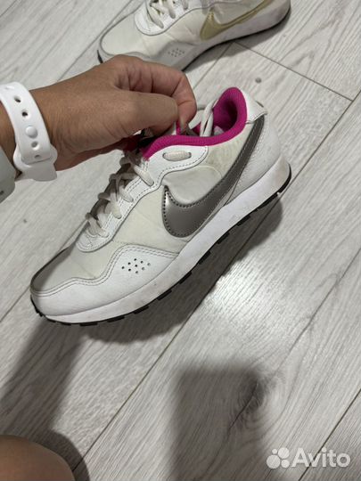 Кроссовки nike детские оазмко 35,5