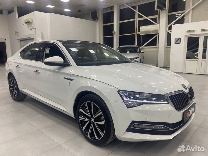 Skoda Superb 2.0 AMT, 2024