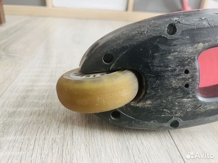 Самокат трехколесный globber