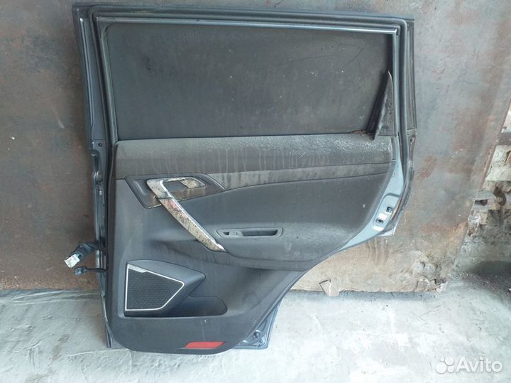 Дверь задняя правая Geely Atlas 2020 год