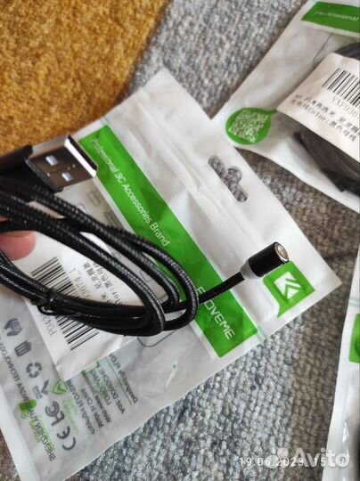 Магнитный кабель для зарядки