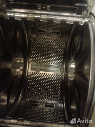 Стиральная машина с вертикальной загрузкой