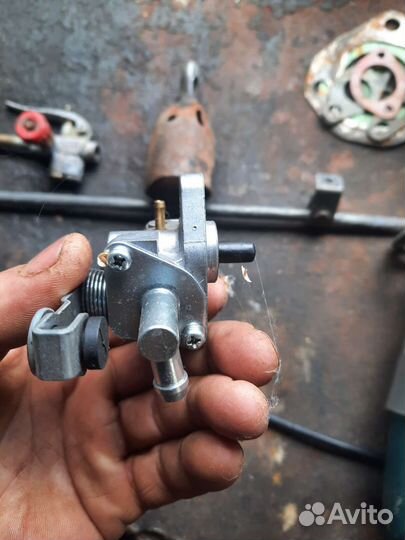 Бак масляный скидо 550 масленый насос