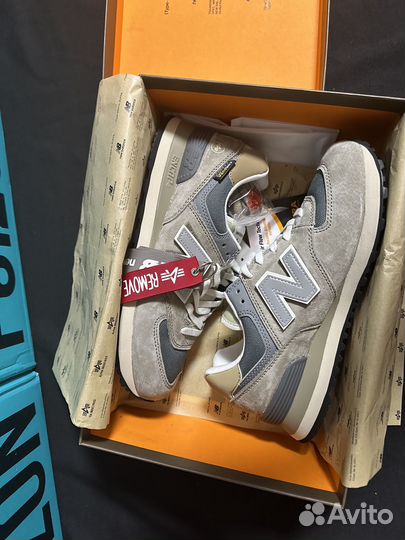 New Balance 574 alpha industries