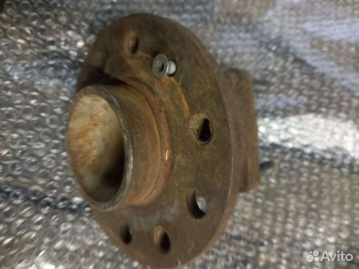 Опель Астра Н-задняя ступица