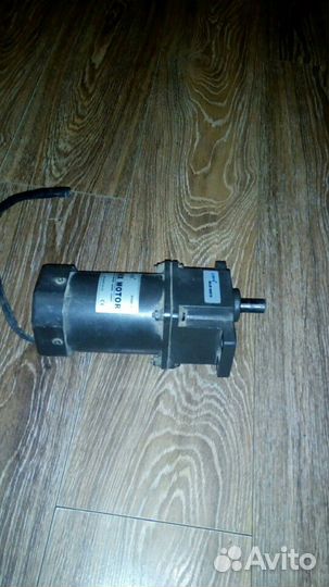 Мотор редуктор