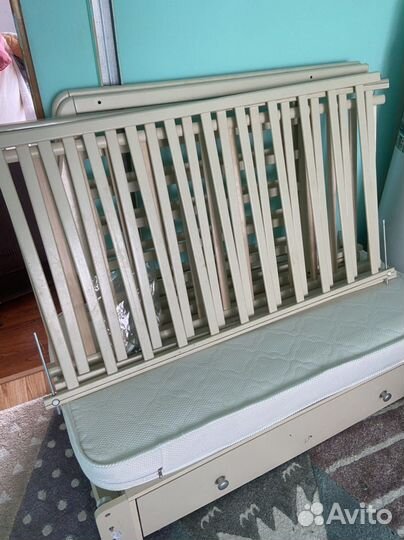 Кроватка детская