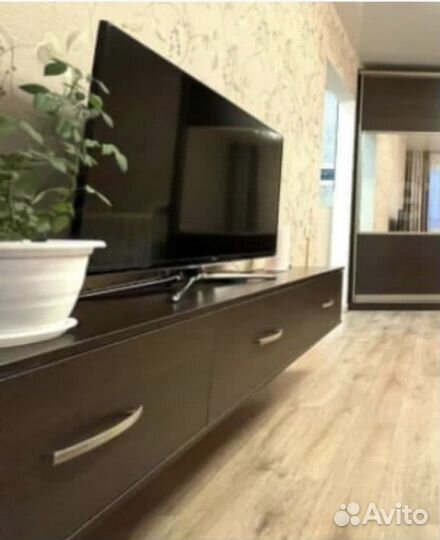Тумба под телевизор
