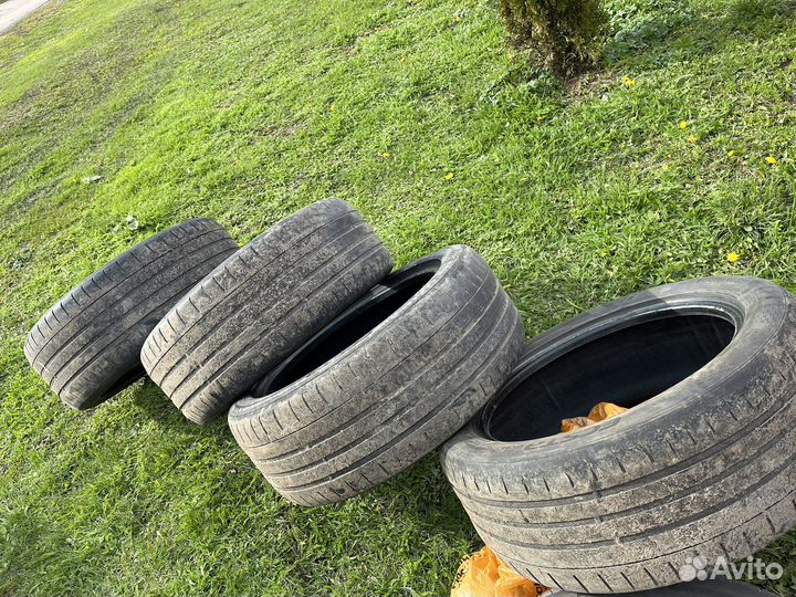 Bridgestone Blizzak Spike-01 235/45 R18 106T