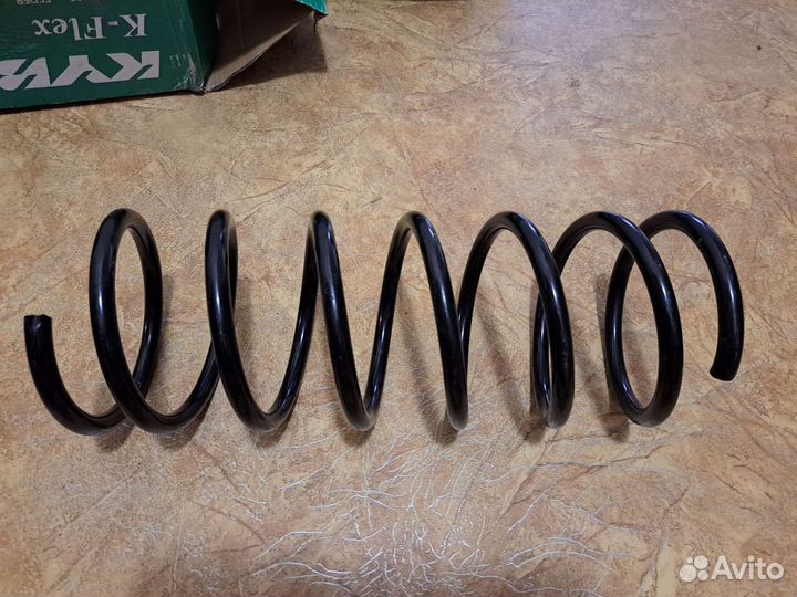 Пружина ходовой части на передний мост