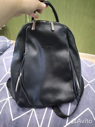 Женская одежда и аксессуары