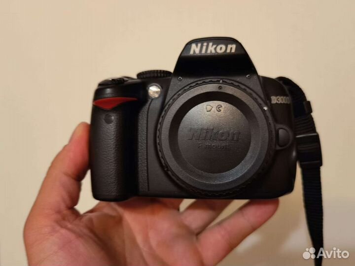 Nikon D3000 Body 2900 кадров