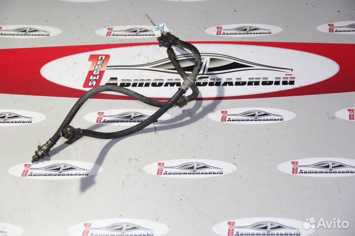 Тормозной шланг перед c Nissan Bluebird Sylphy FG1