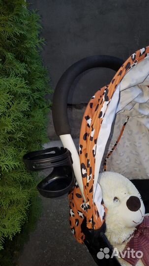 Прогулочная коляска baby yoya