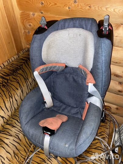 Детское автокресло maxi cosi