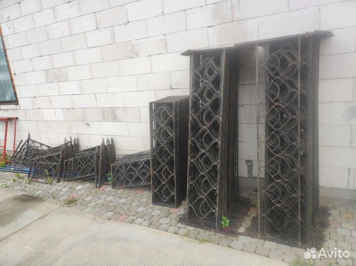 Оградки на кладбище