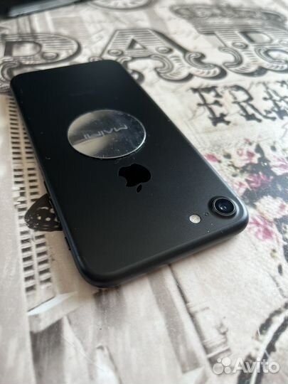 Телефон iPhone 7 128gb