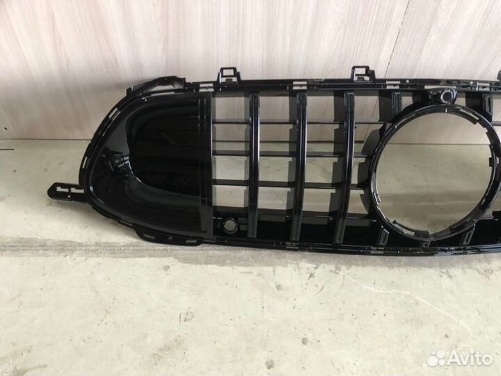 Решетка радиатора Mercedes-Benz Amg Gt X290